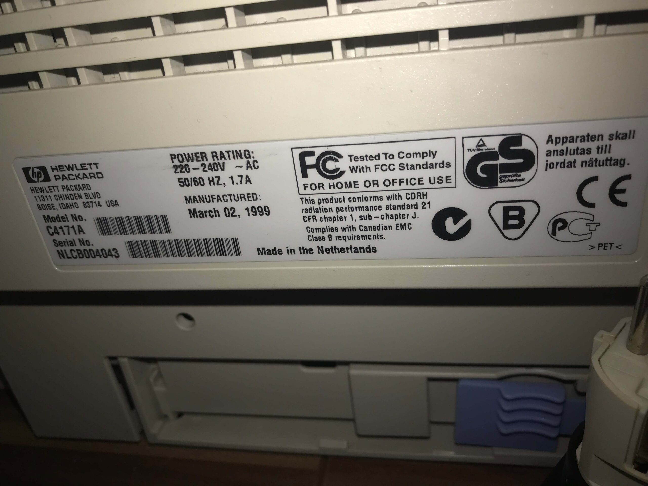 Als dieses Modell (sogar noch in Europa) hergestellt wurde, war ich ca. 8 Jahre alt.
