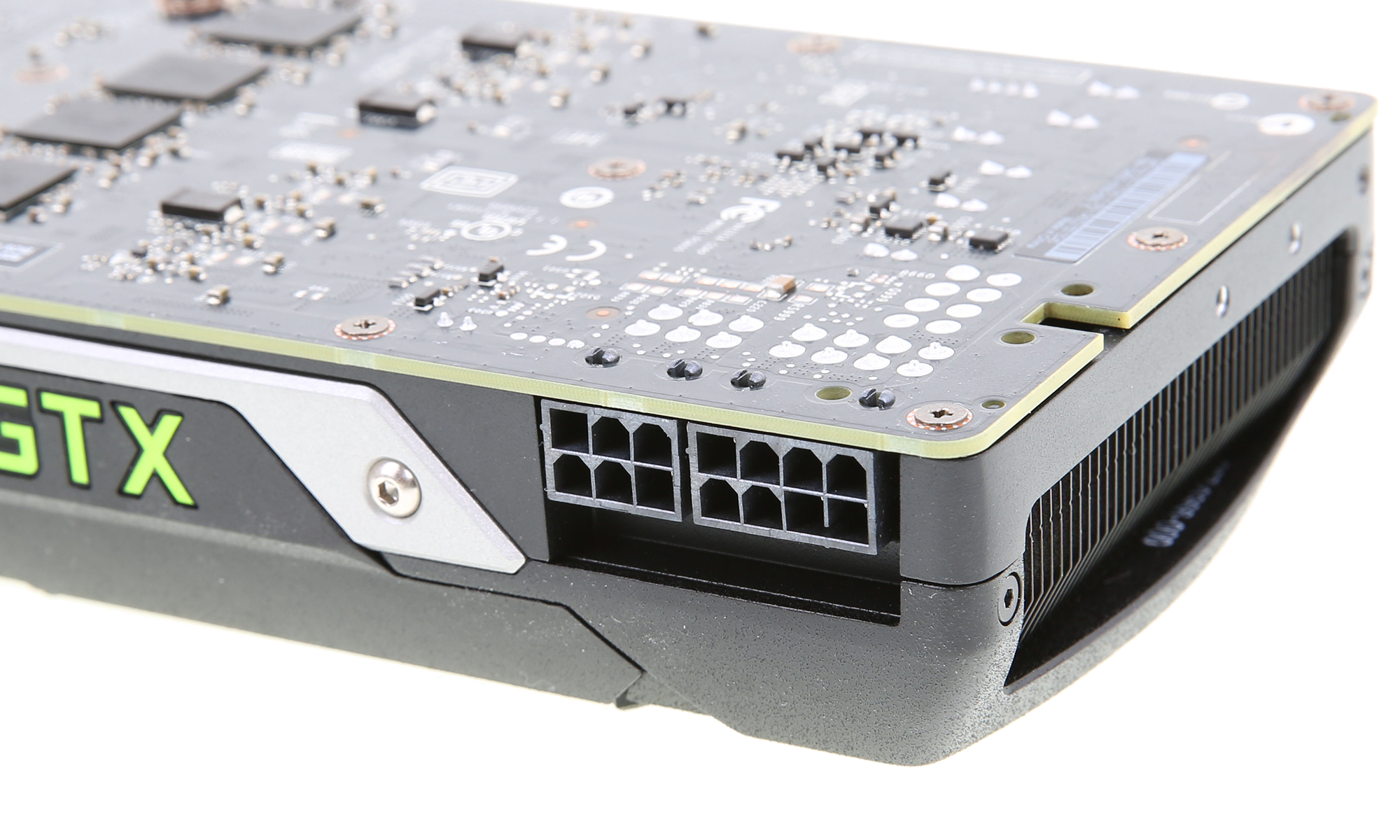 1x 8-Pin und 1x 6-Pin zur Stromversorgung